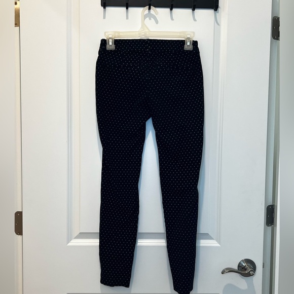 Old Navy Black Mid Rise Skinny Dress Pants Size 0 - Picture 2 of 9